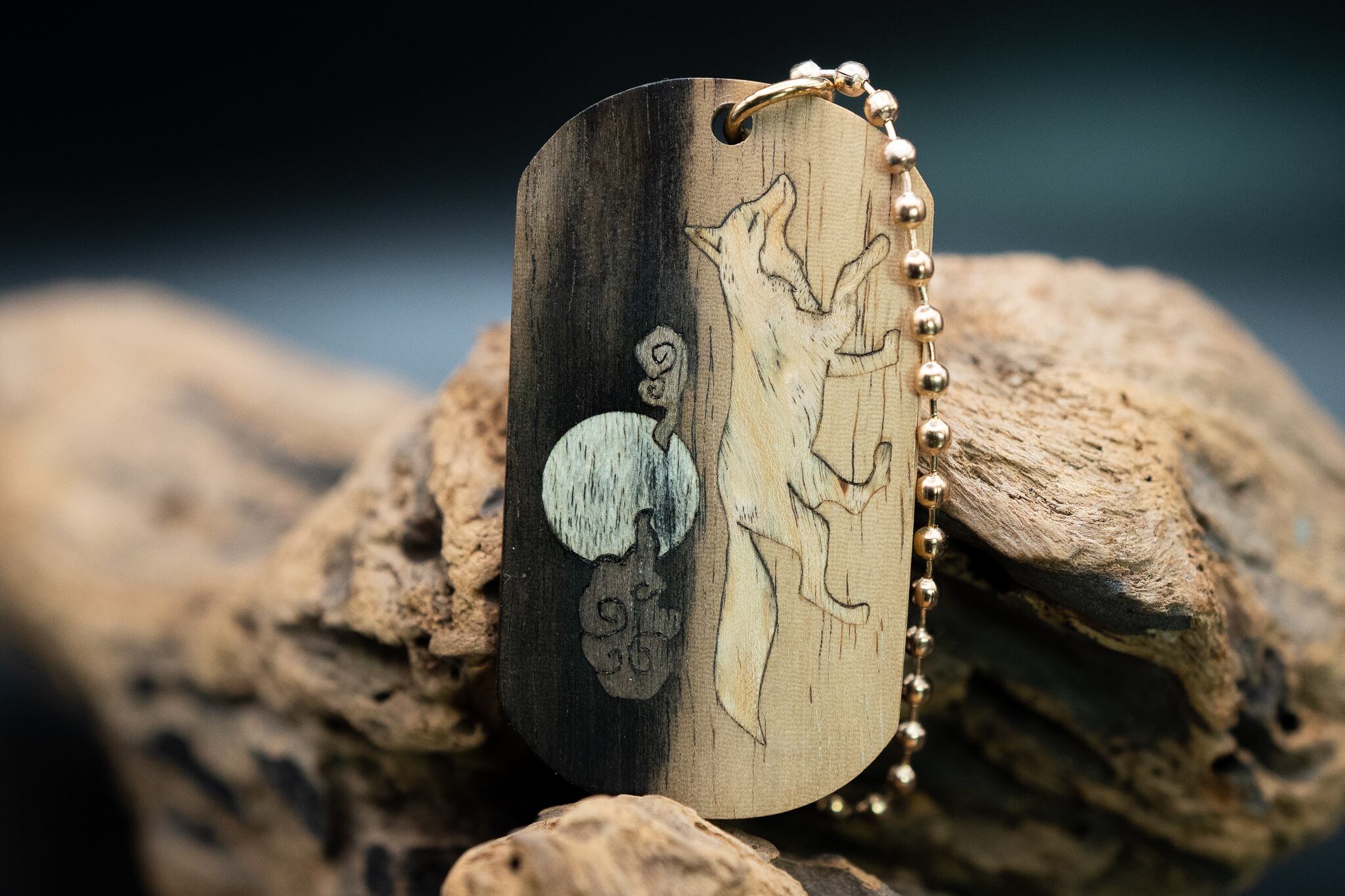 【魅惑の黒い紋様】 黒柿 ドッグタグ 象嵌 十五夜きつね