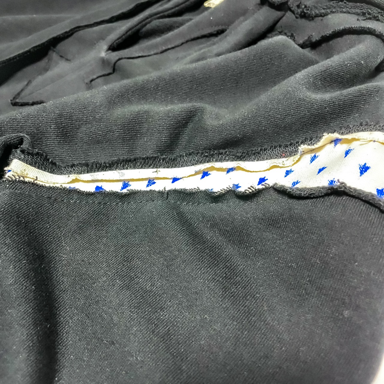 UNFINISHED切りっぱなしパーカー2023016