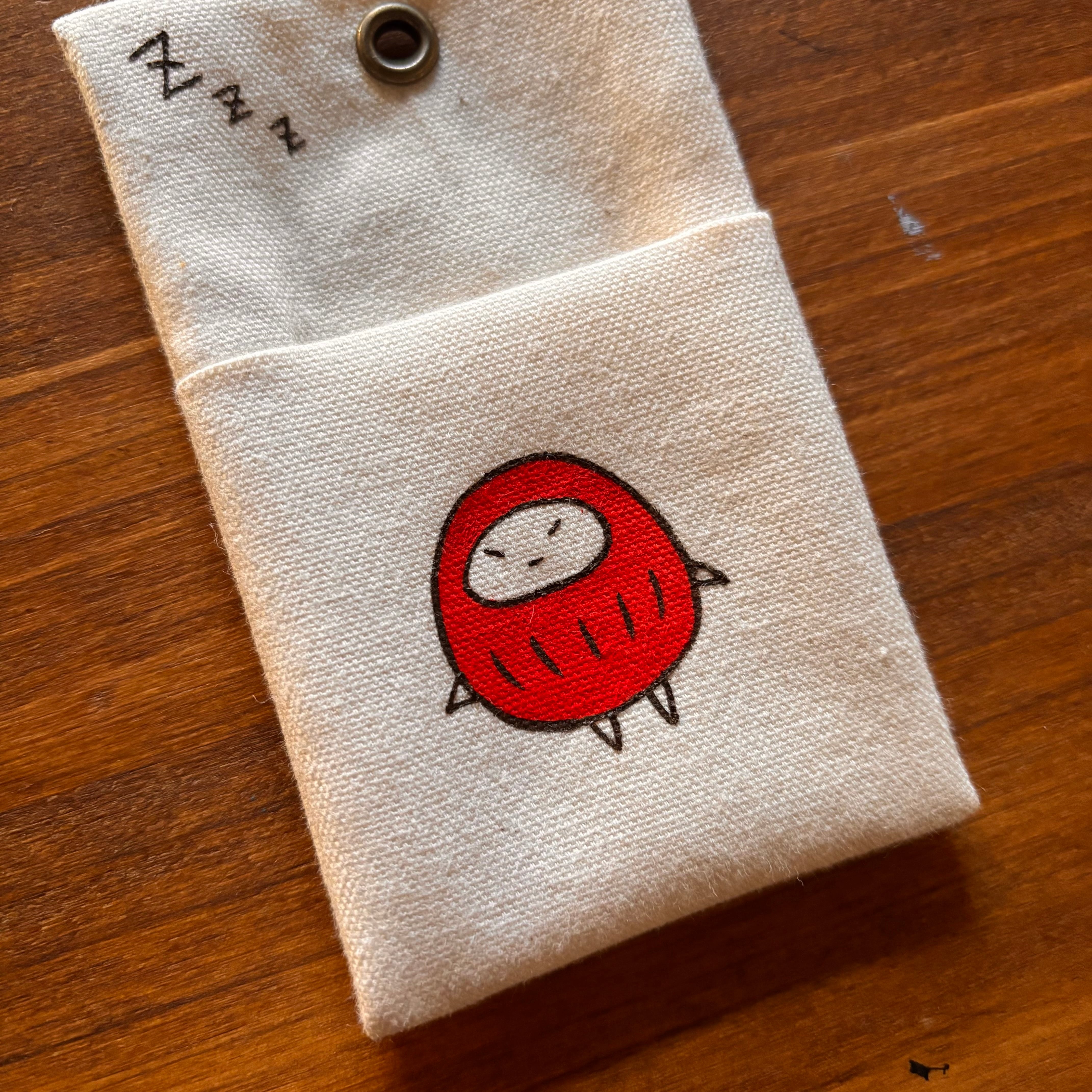 ウルフ舎のお守りおふとん/ダルマぷん | 布とゆかいな仲間たち ウルフ舎