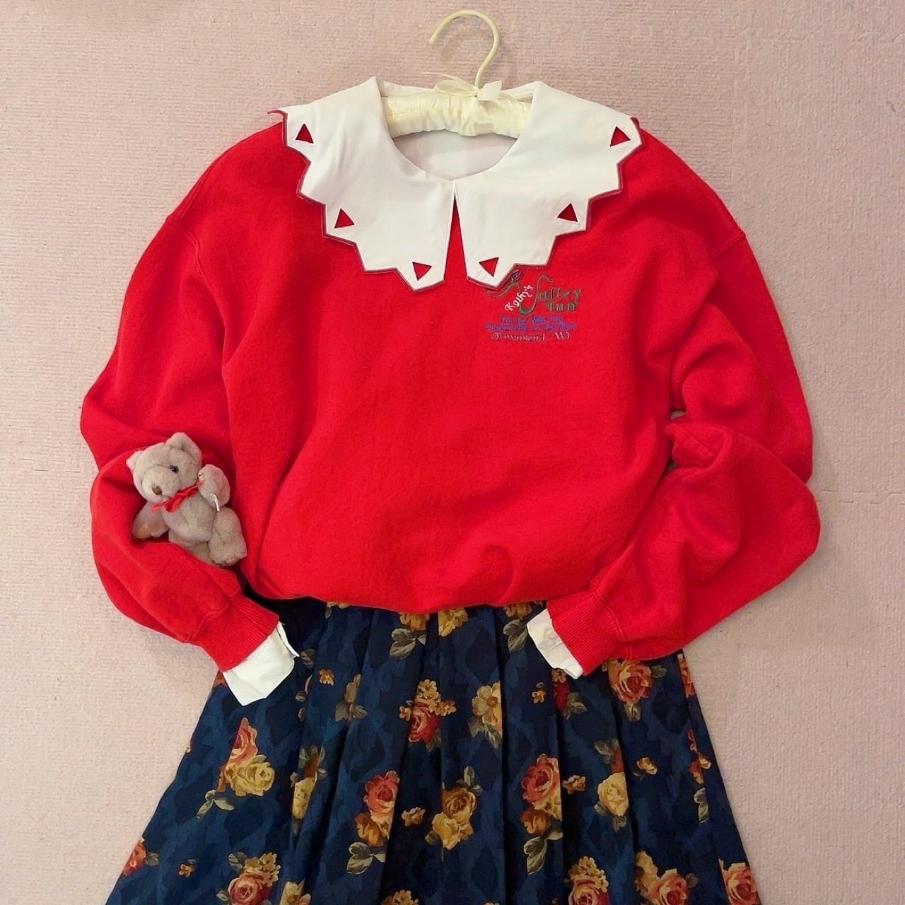 red heavy weight sweat