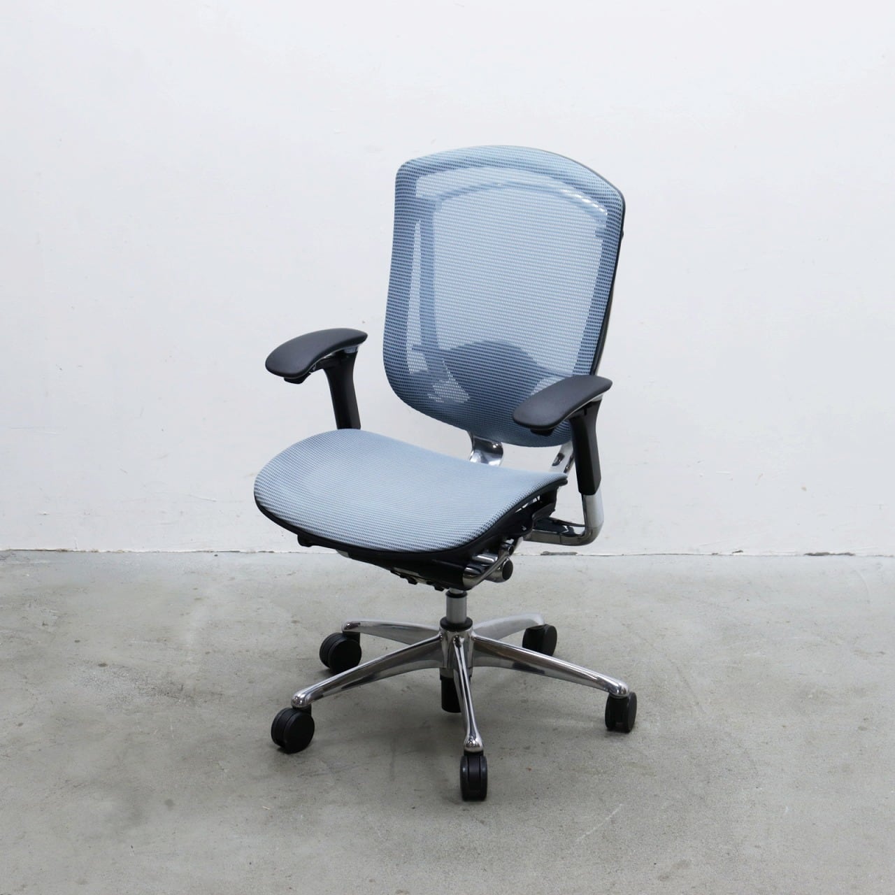 okamura オカムラ contessa コンテッサ 高機能 キャスターチェア オフィスチェア 事務椅子 人間工学 メッシュ モダン PKT04010