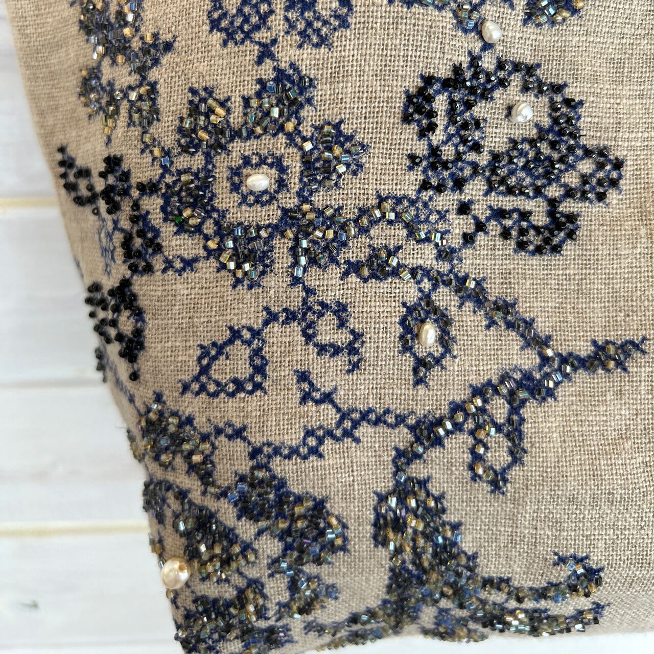 ビーズと淡水パールを刺繍した麻トートバッグ | アトリエミナ 洋裁小物shop