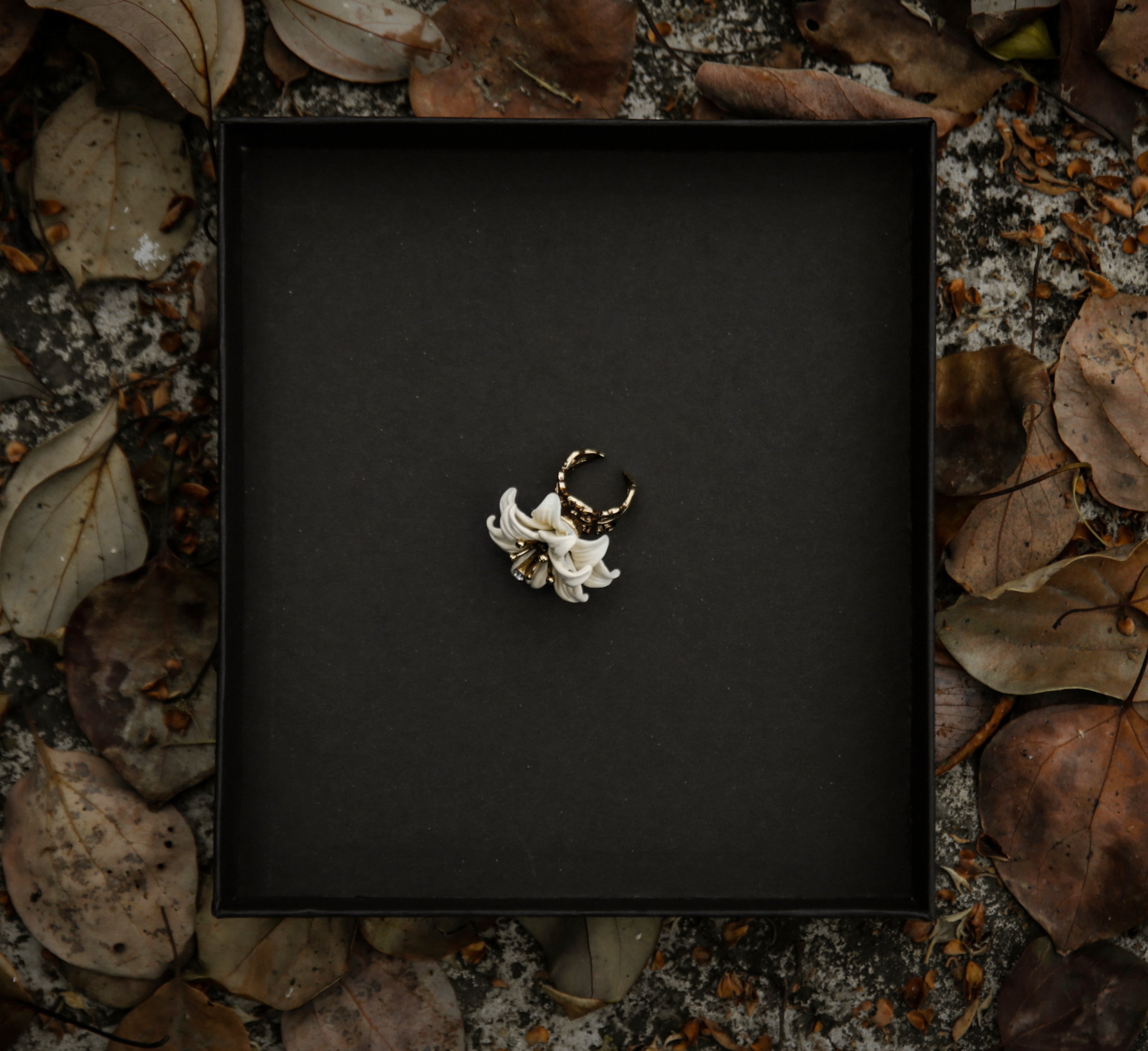 小夜百合 リング | HoshibakoWorks