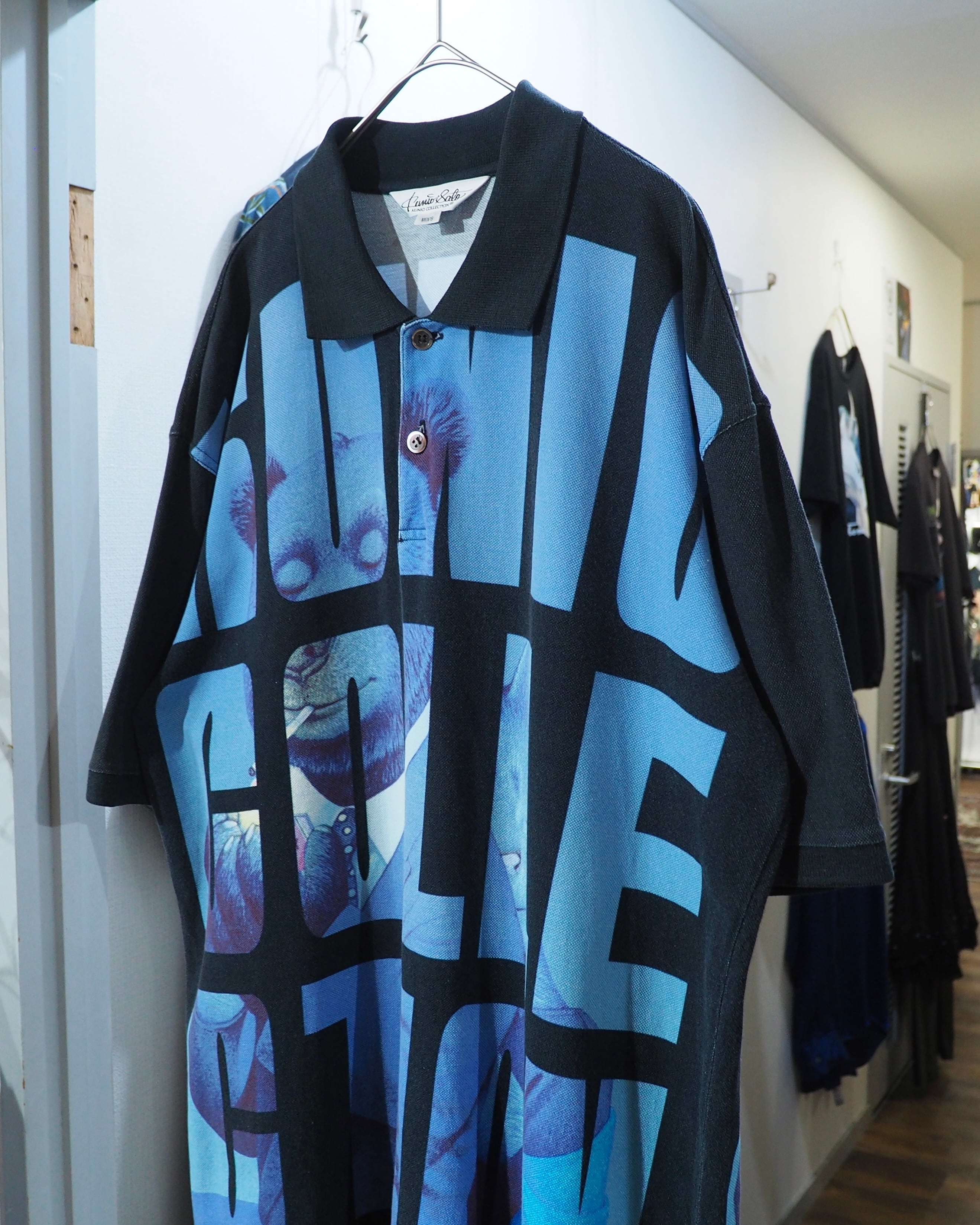 1990s " KUNIO COLLECTION ‐ 抱擁 " Graphic printed vintage SS polo Shirt