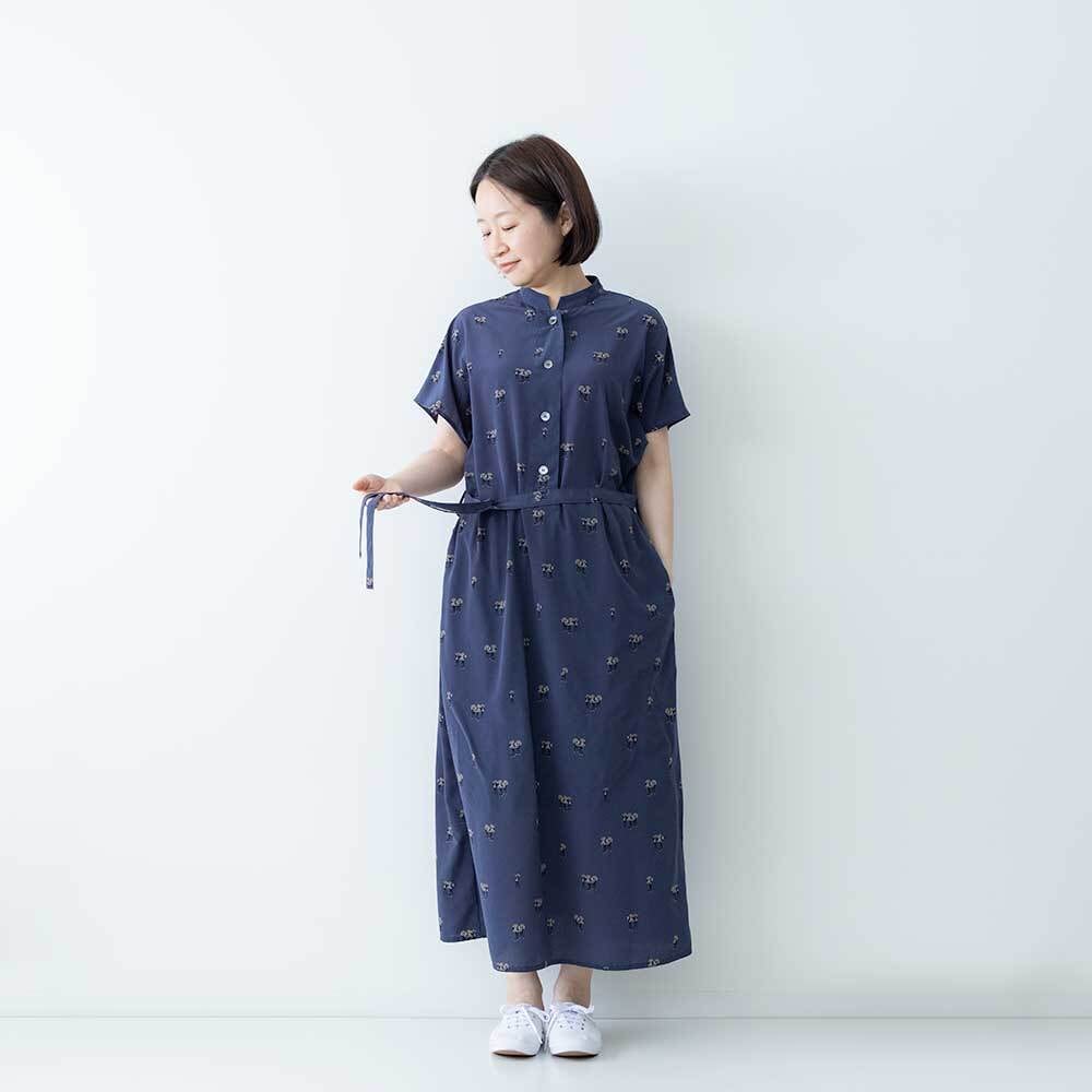 Blanc Bleu Minuit マリアッチptスタンドネックワンピース