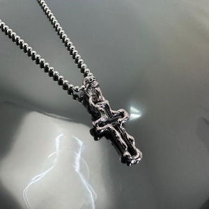 OPEN CROSS PENDANT in Pink Silver / ピンクシルバー・オープンクロスペンダント