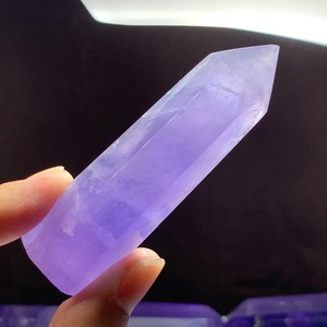 4.希少カラー・すみれ色フローライトポイント