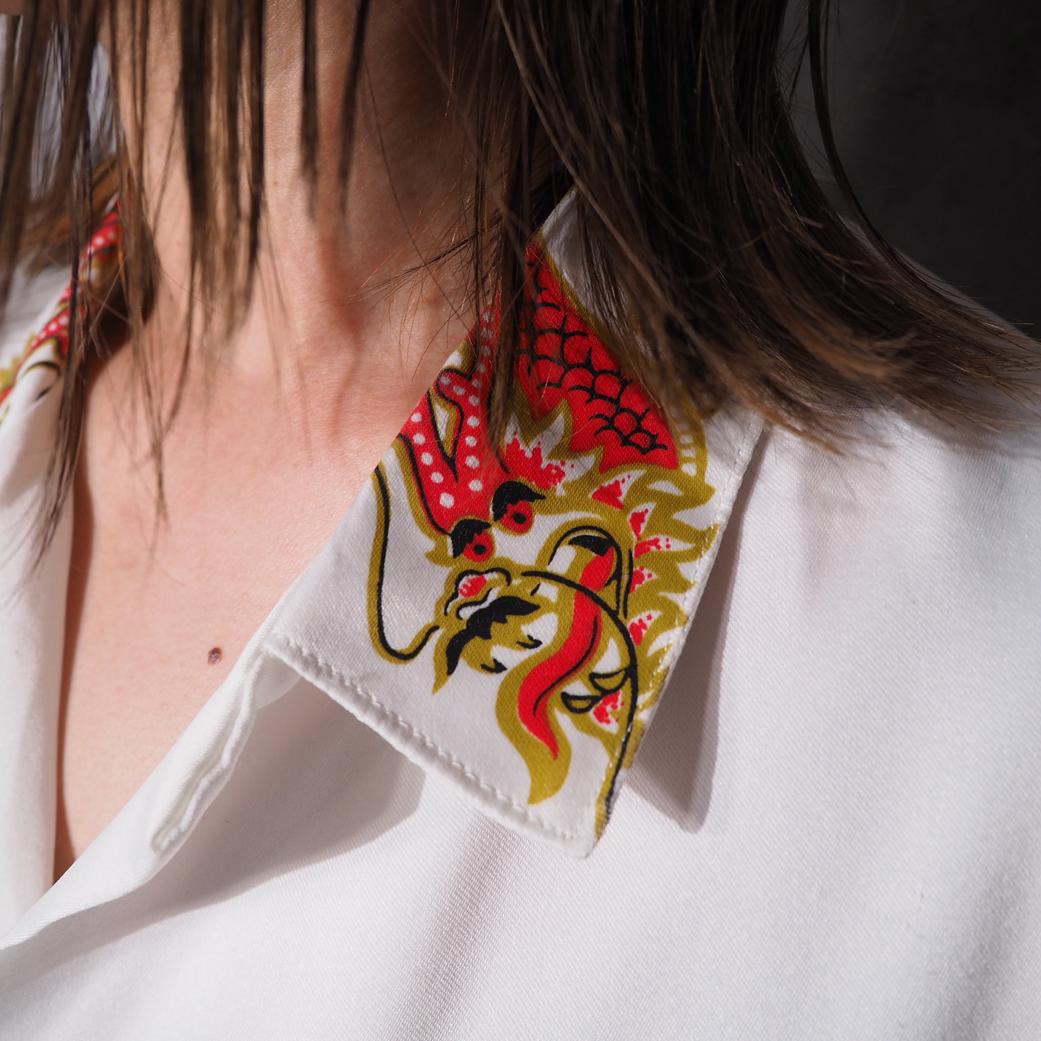 ” Monas Boutique ” Doragon printed vintage loose Open collar SS shirt