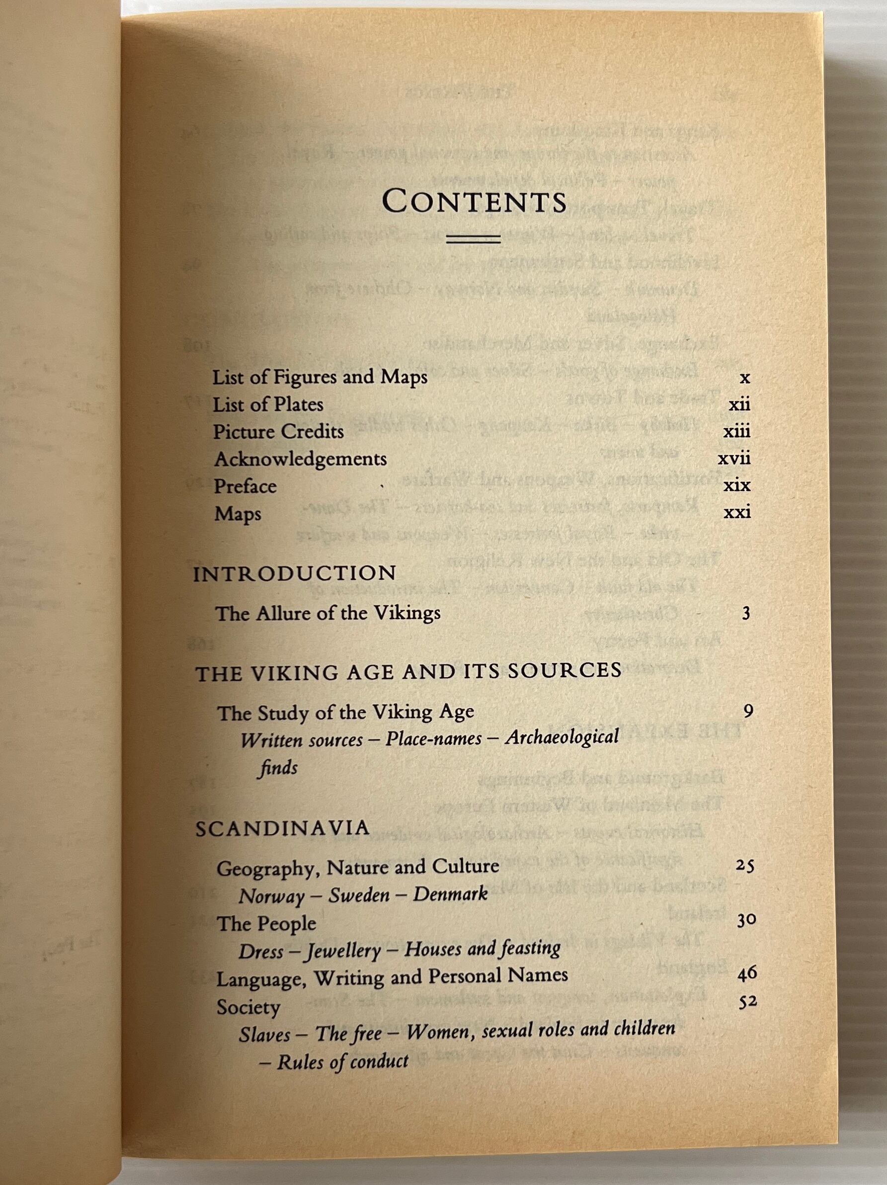 The Vikings <Pelican History> / Else Roesdahl / Penguin Books