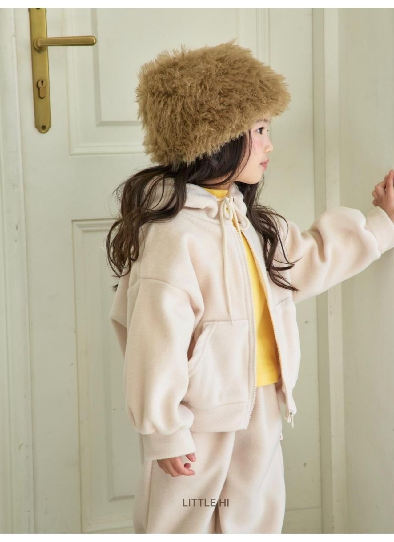 〖取寄〗韓国子供服 / 26winter / Little Hi / ふわふわフードジップアップ / キッズ *XS~XL*