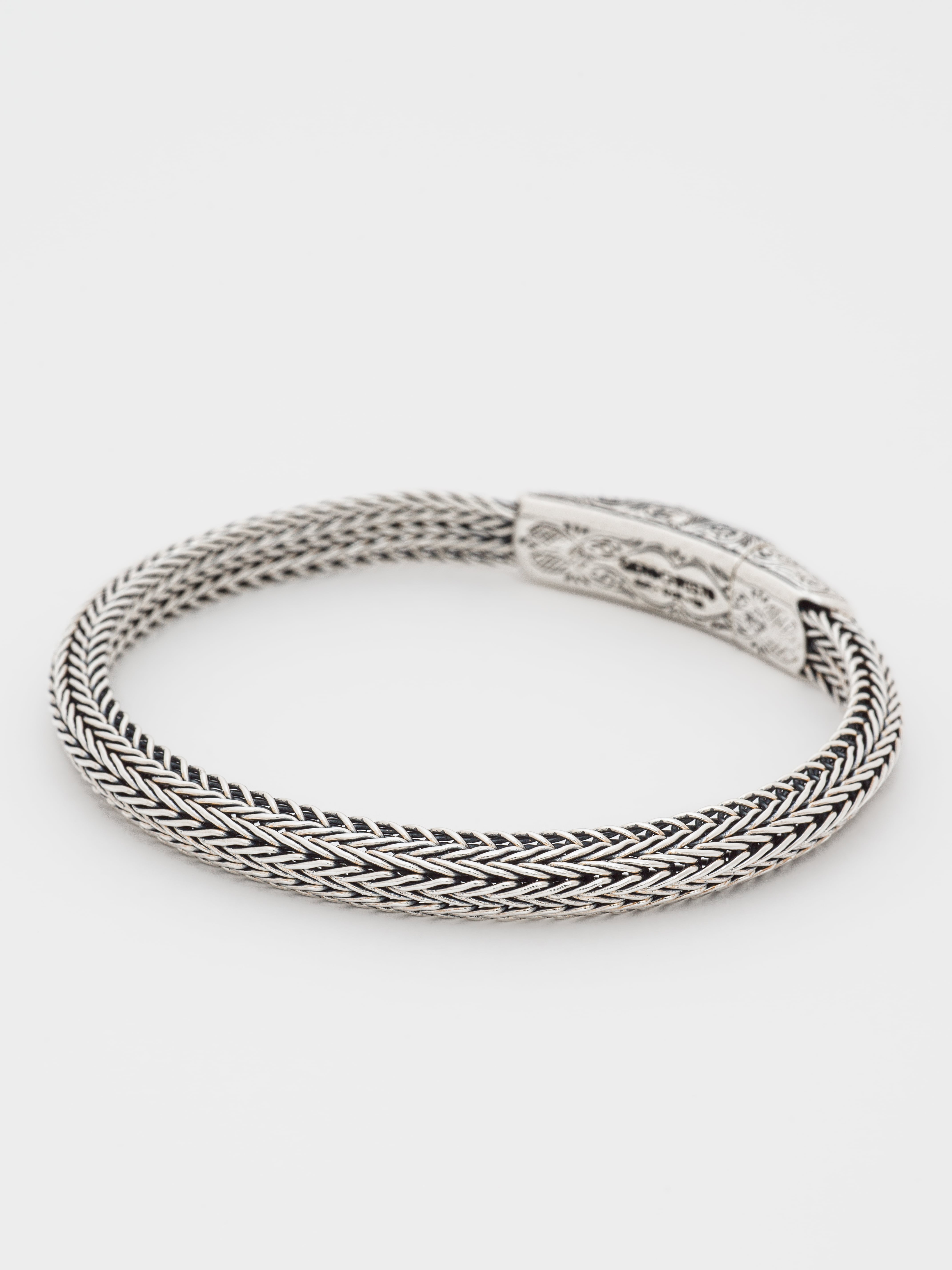 Triangular Woven Chain Bracelet - Gerochristo