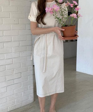 《即納商品》rough long onepiece (ivory / black)