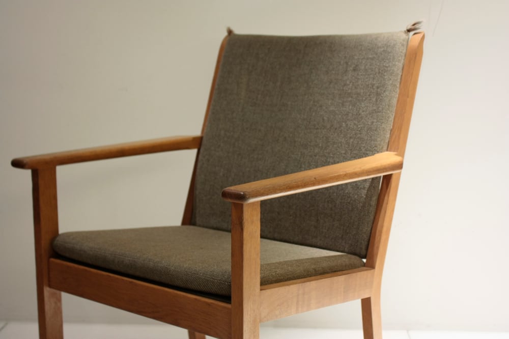 Hans J.Wegner（ハンス・ウェグナー）GE284 アームチェア | 北欧