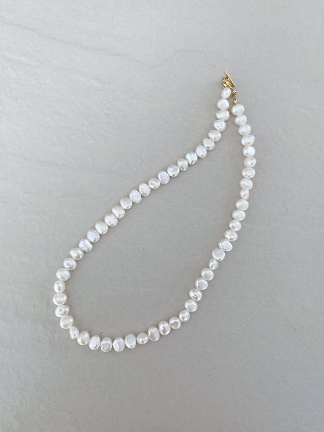 mini baroque pearl necklace