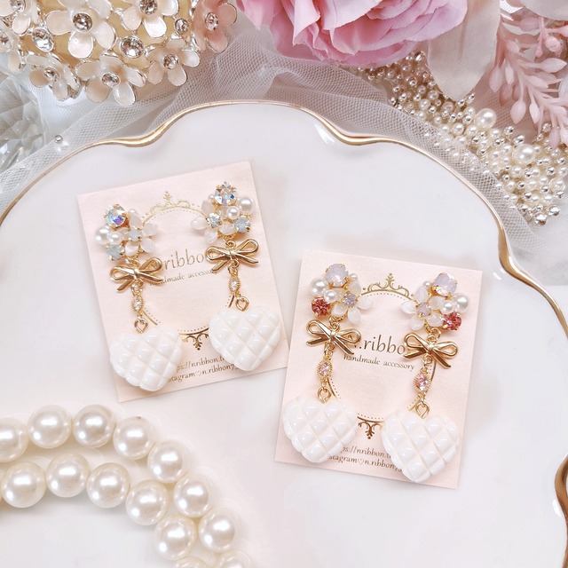 《 classical キルティング ハート 》 ピアス/イヤリング