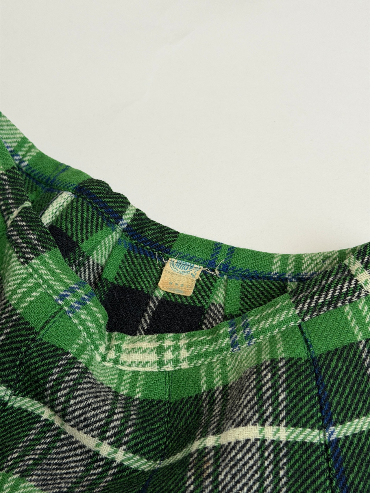 Wool plaid skirt - 11