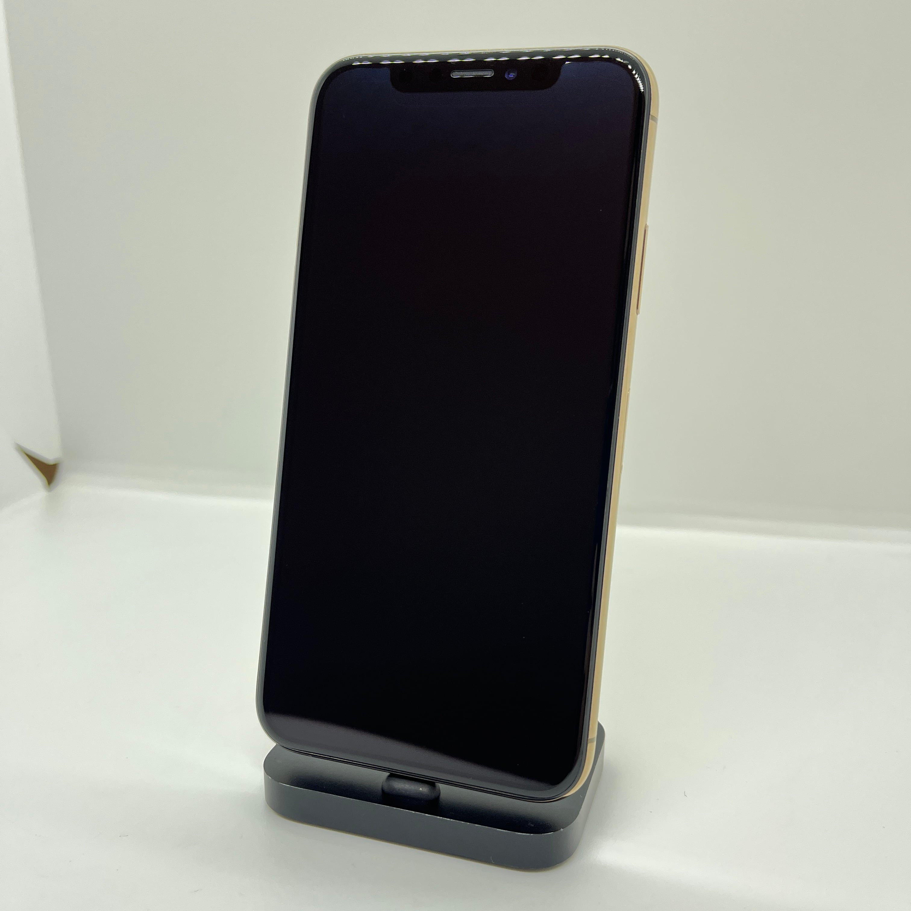 バッテリー最大容量100％】iPhoneXs 256GB ゴールド【SIMロック解除
