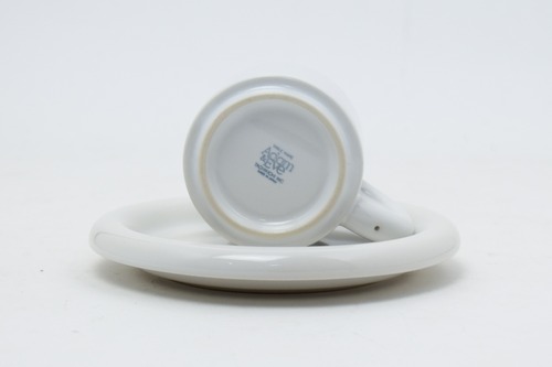 カップソーサー