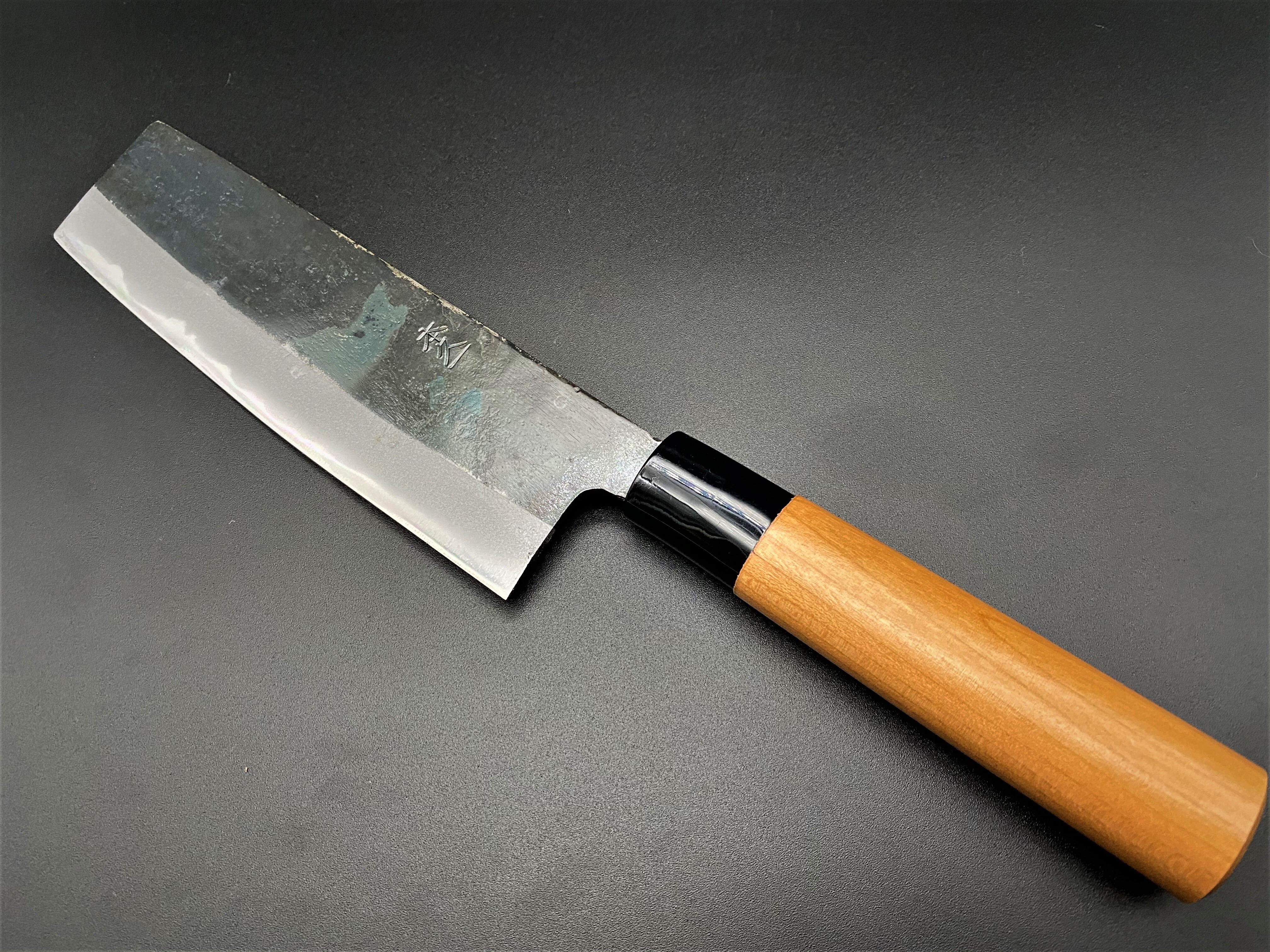 青紙　菜切り包丁 果物ナイフ　錆あり 青紙 菜切り包丁 果物ナイフ 錆あり 元兼 菜切り包丁 両刃 165mm