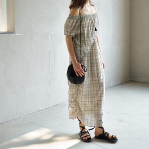 Off-shoulder check-pattern maxi dress  T4623