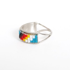 【INDIAN JEWELRY インディアンジュエリー】Navajo beads ring Lucille Ramone White ナバホ ビーズリング ルシール・ラモーネ作