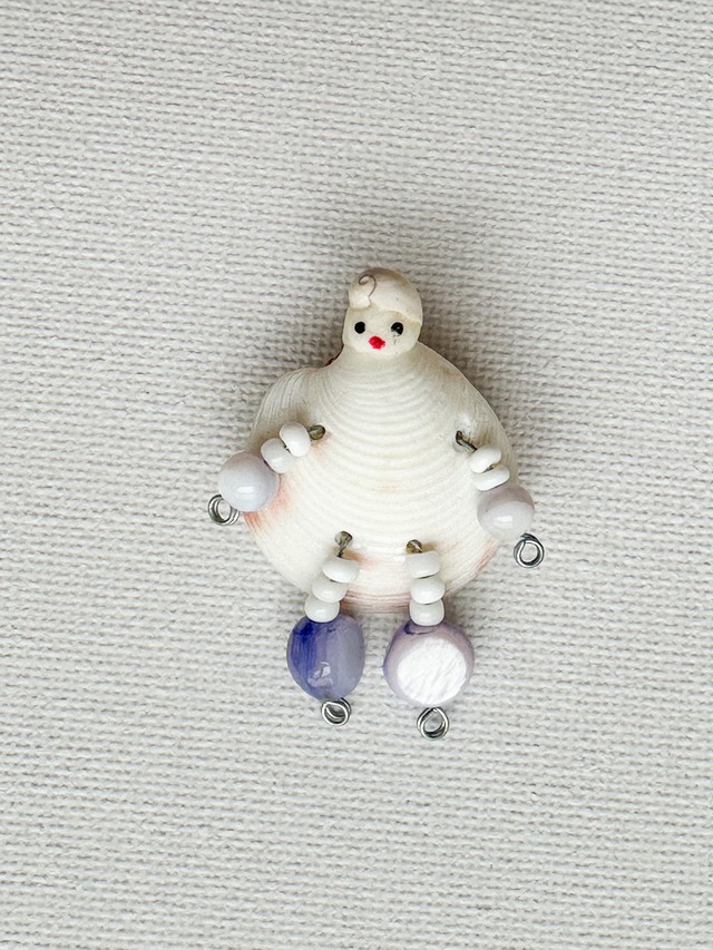 貝殻こけし・ブローチ2
