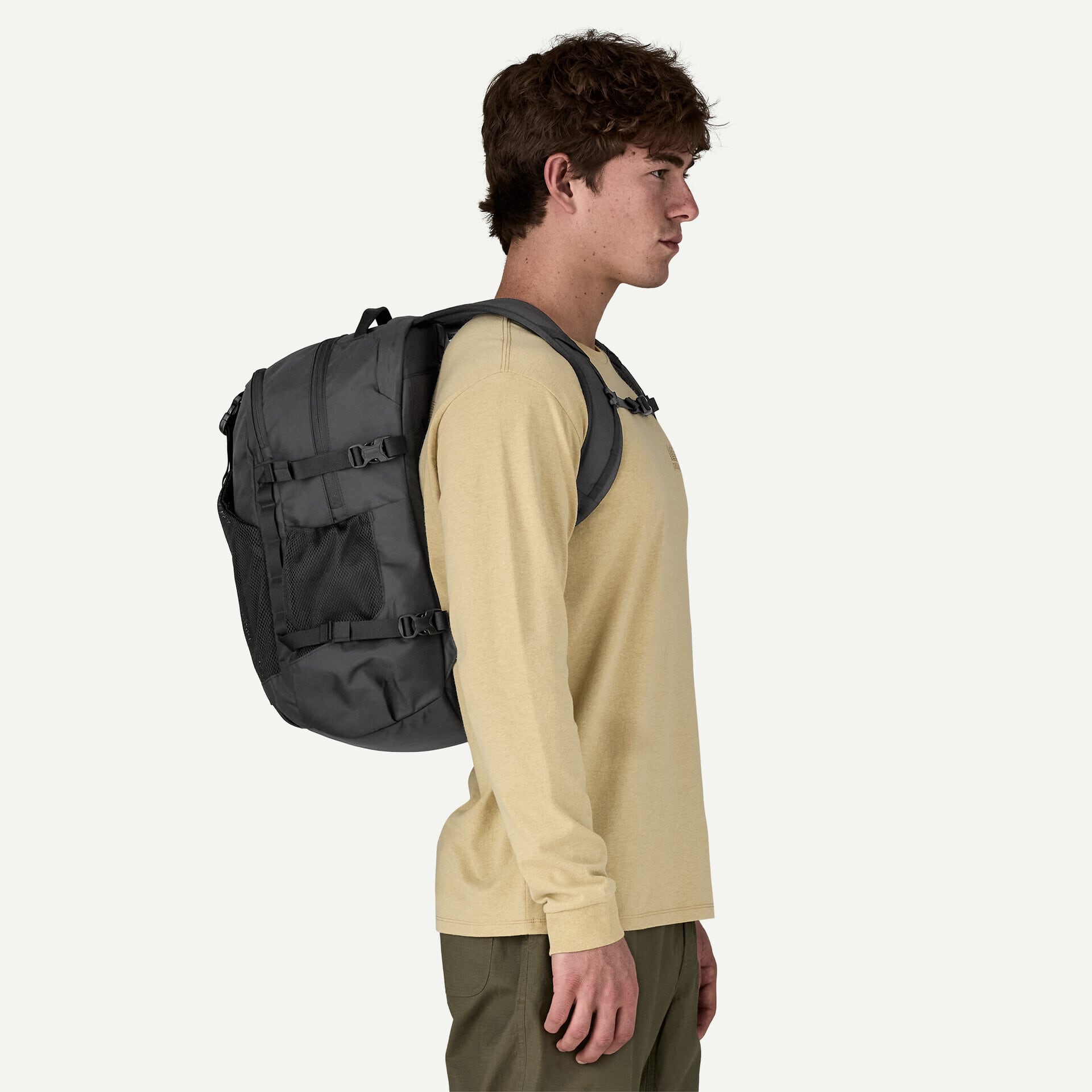 2026 NEW MODEL パタゴニア レフュジオ・デイパック 30L (カラー Black