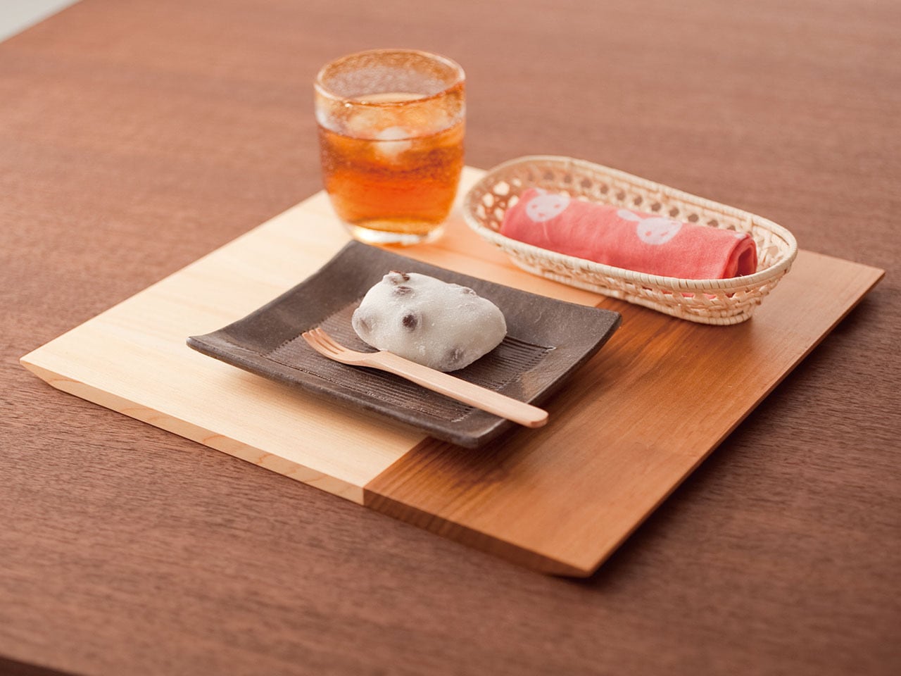 木製トレー 「ヒノキとサクラのティーマット 正方形タイプ」 日本製