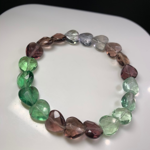 フローライトハートカットブレスレット