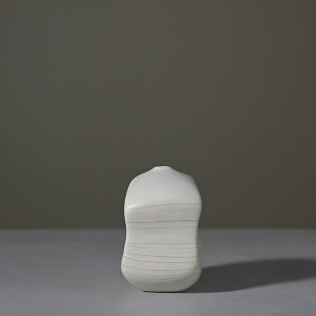 片山亜紀／積層刳貫手 一輪挿し（AK008）