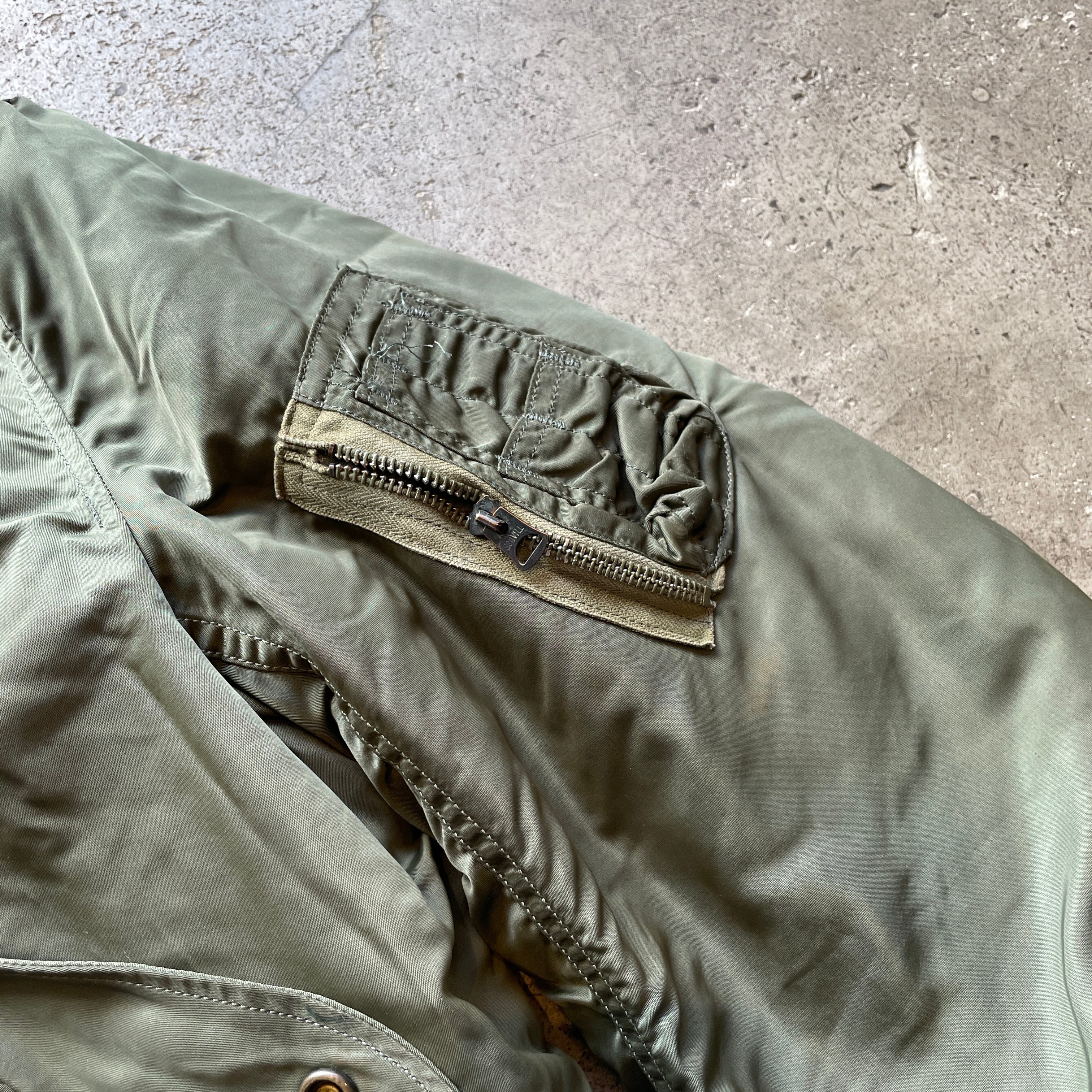 70s USAF ALPHA INDUSTRIES社製 MA-1 フライトジャケット L USA製