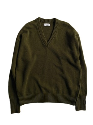 GEN IZAWA / Wool cashmere V neck sweater (khaki)