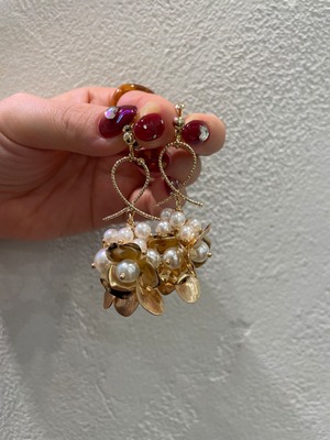 pearl flower bell [earring]
