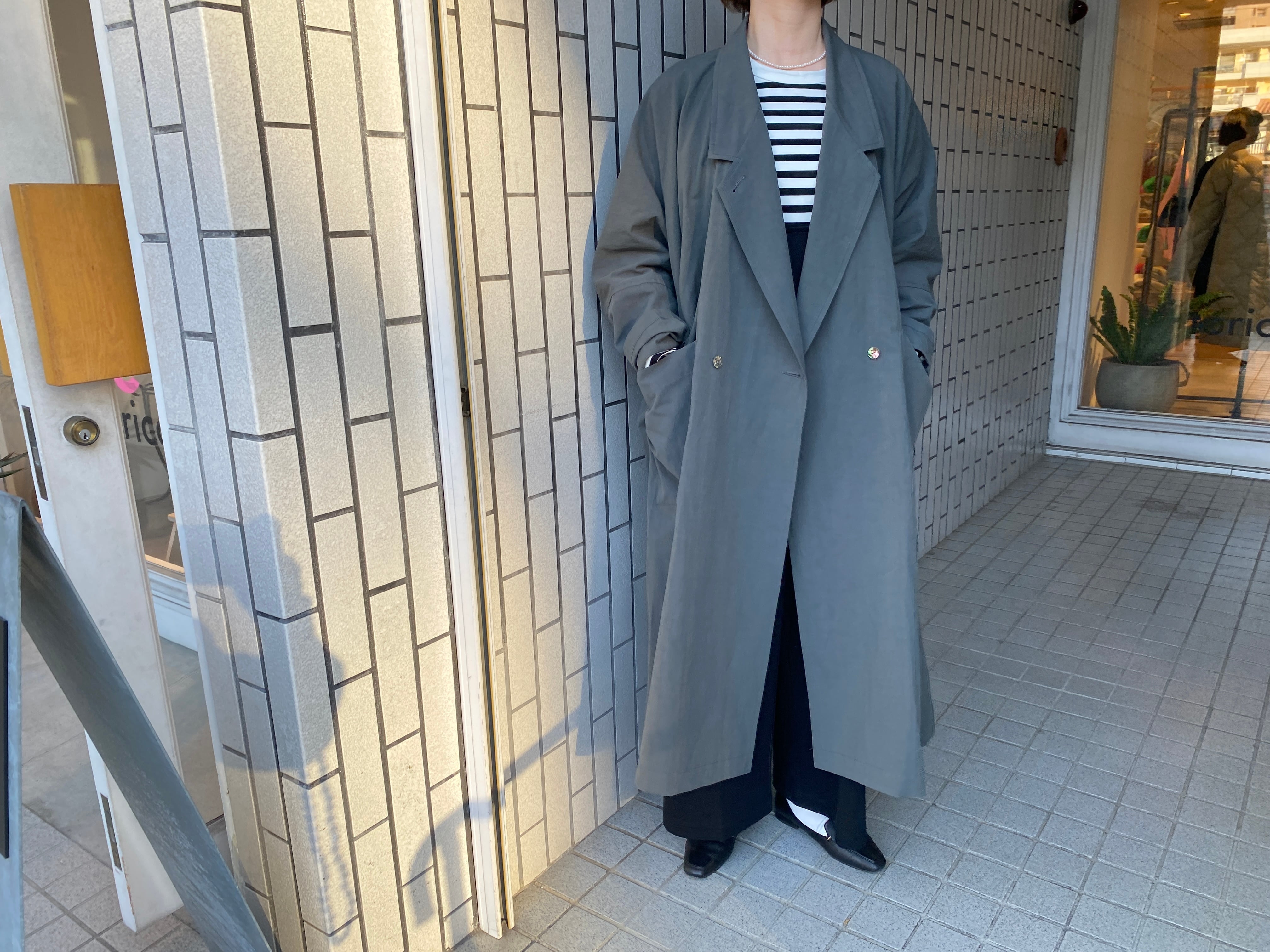 廣Torico ネオンリボン付きホワイトシャツ Chico（チコ） ブラウス シャツ 「SALON by Chico」リボン付きレース