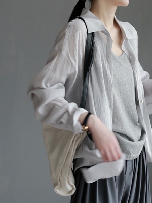 インナー付きドロップショルダーシャツ A01160
