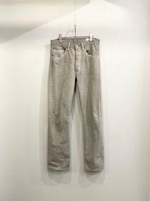 TrAnsference back shaped denim pants - past white garment dyed