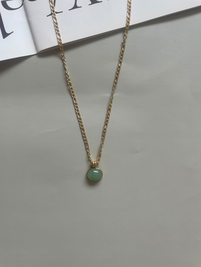 green stone necklace