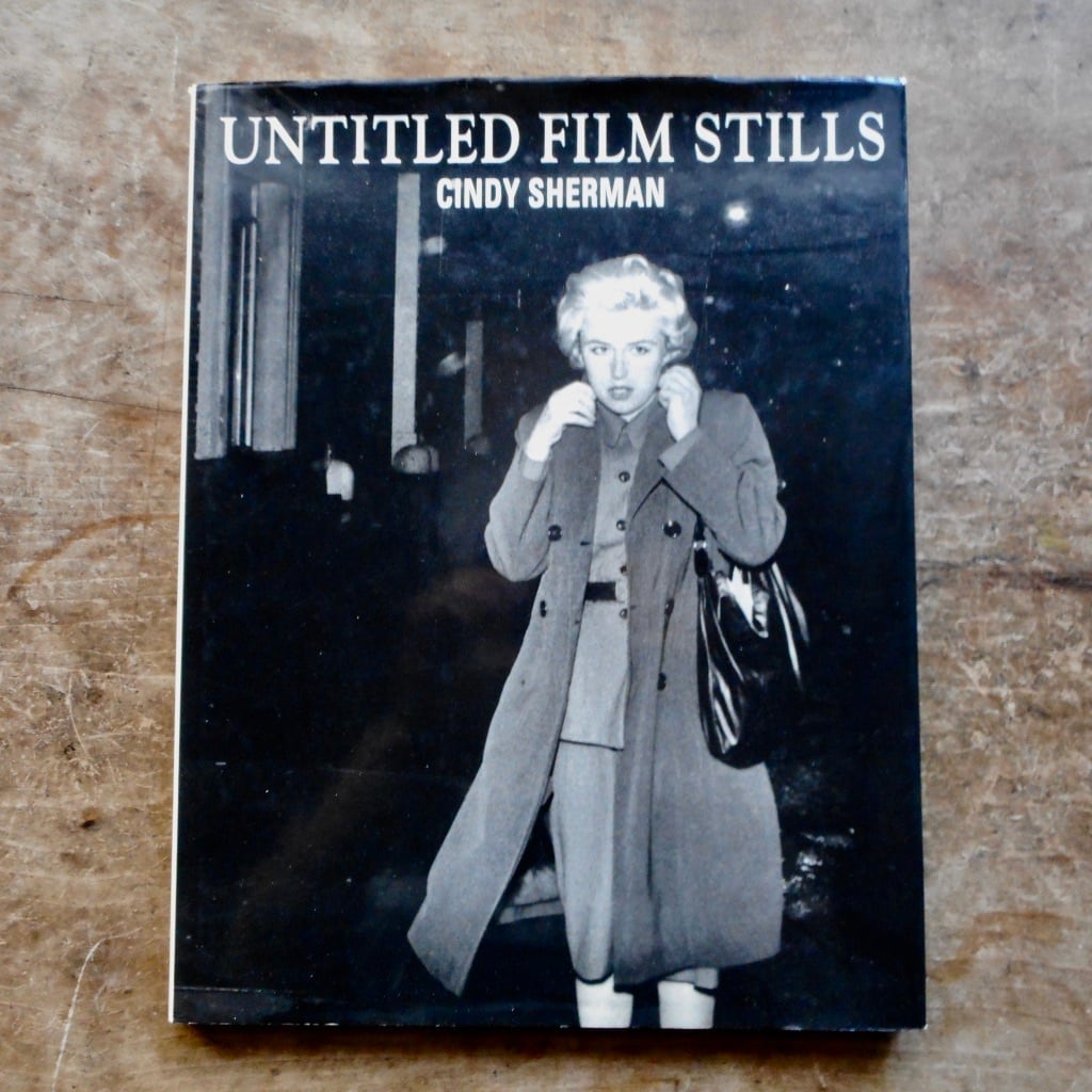 【絶版洋古書・初版】シンディー・シャーマン Cindy Sherman: Untitled Film Stills　[310194588]