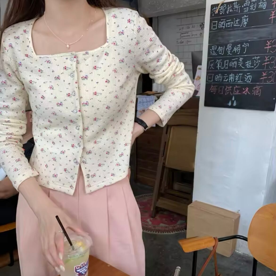 スクエアネックフローラルワッフルカーディガン