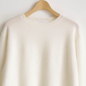 one f.  Cashmere Crew Neck Knit
