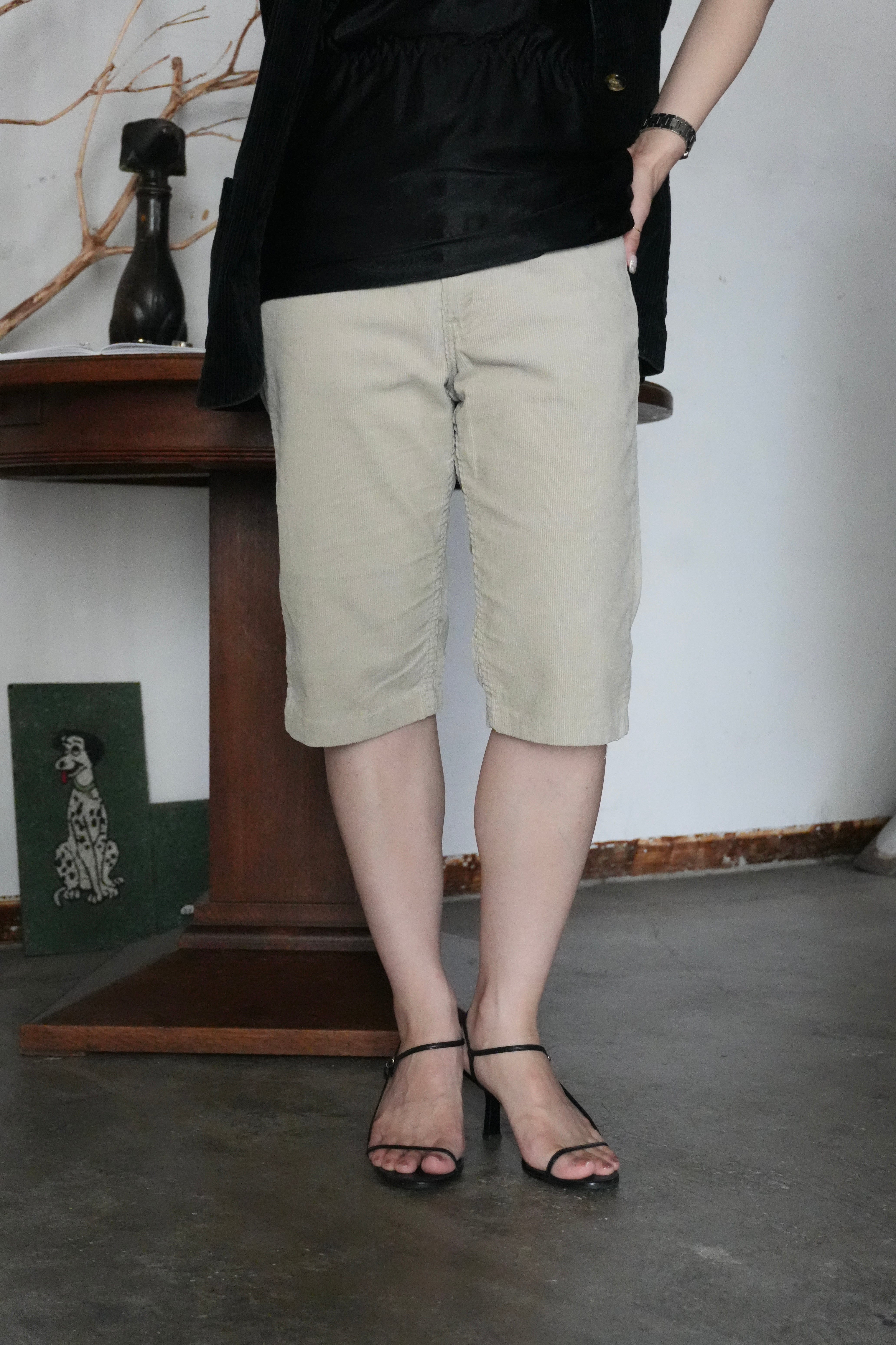 Levi`s 70s corduroy half pants