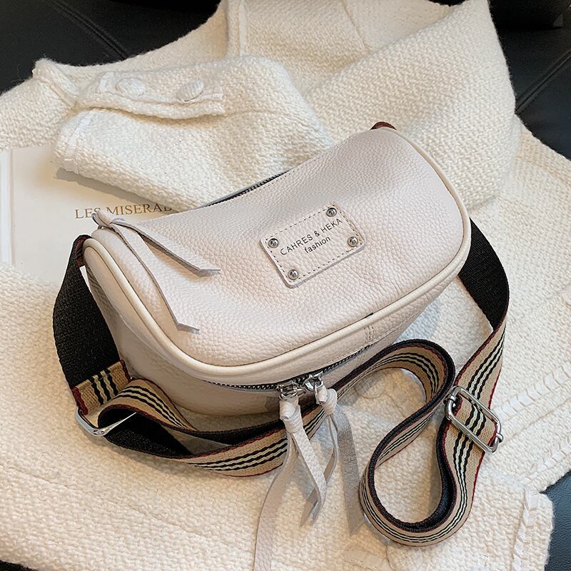 カジュアルサマーショルダーバッグレッド 夏物 メッセンジャーバッグ Tiancai_Wing_Bag91576025716