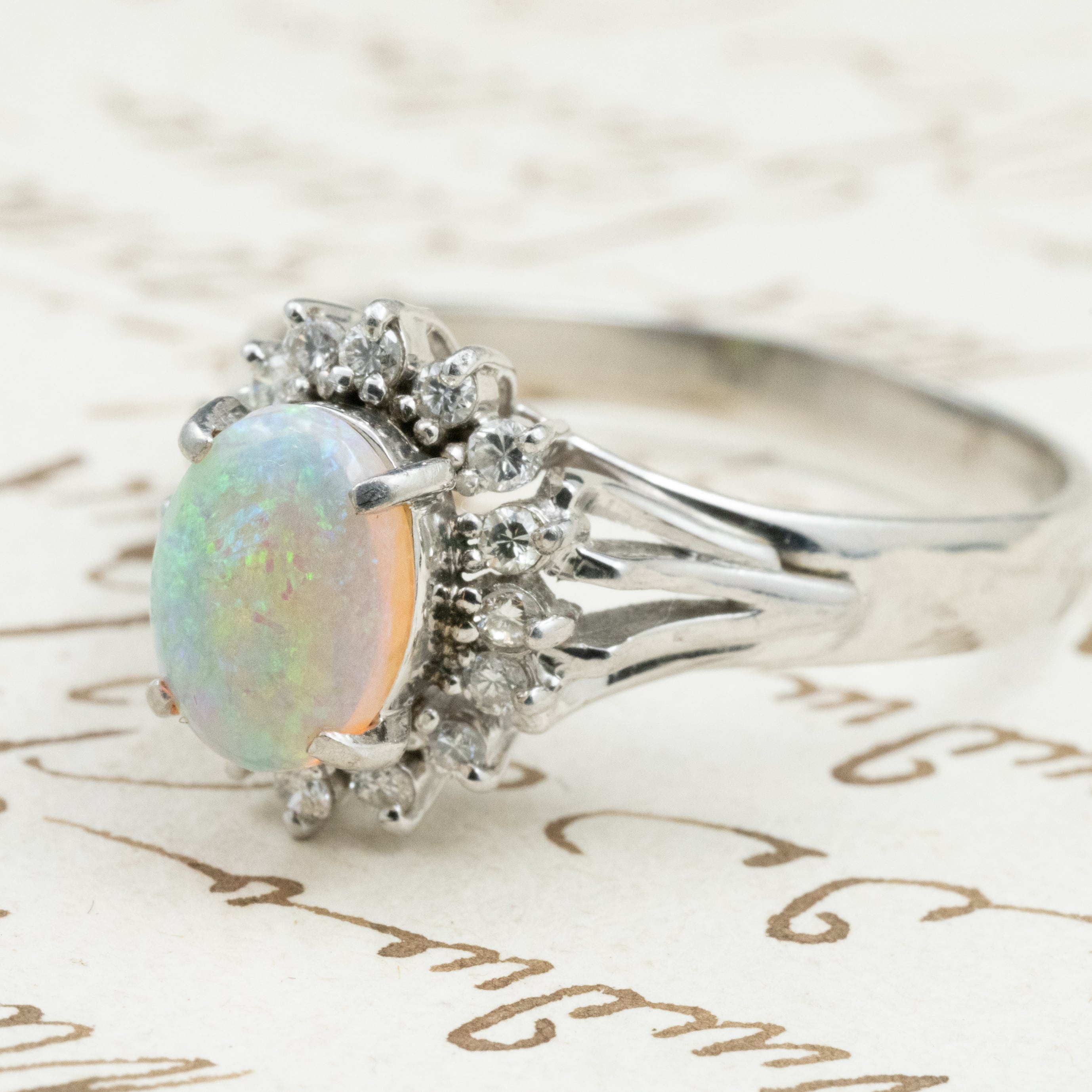 日本の作品】昭和レトロ デザイン ヴィンテージ リング Pt900