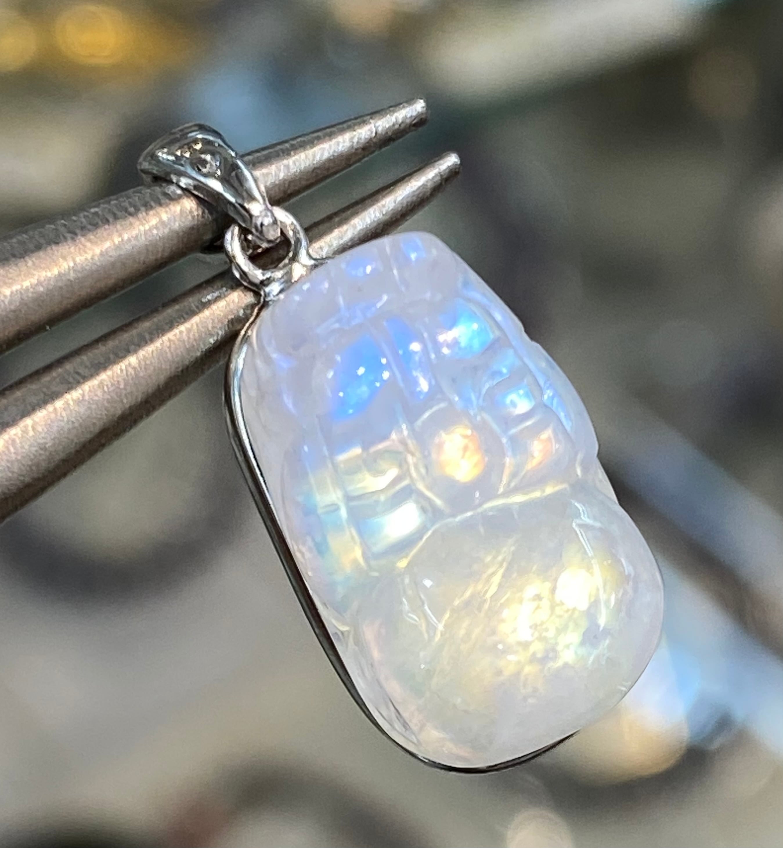 水晶・天然石アクセサリーのお店 Takara石