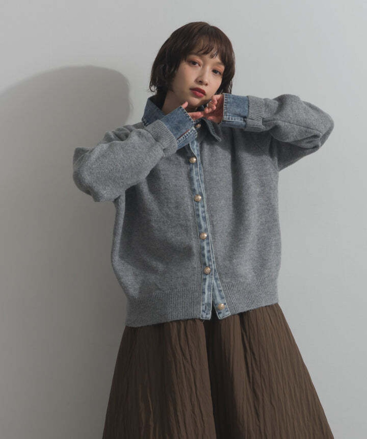 HD2510001 デニム襟レイヤード風ニットトップス gray