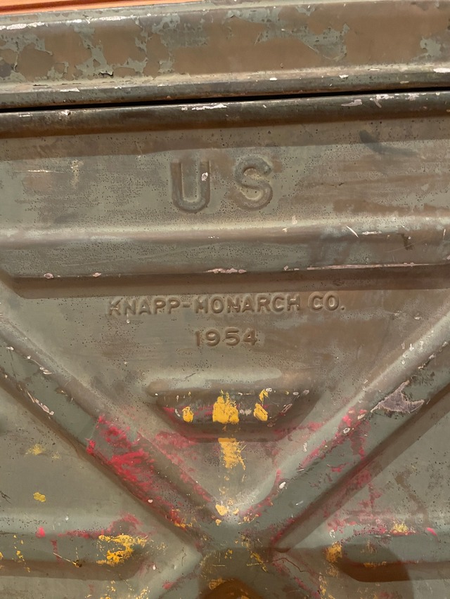 ASIS 1954 Knapp Monarch Military ice chest Food Container awesome