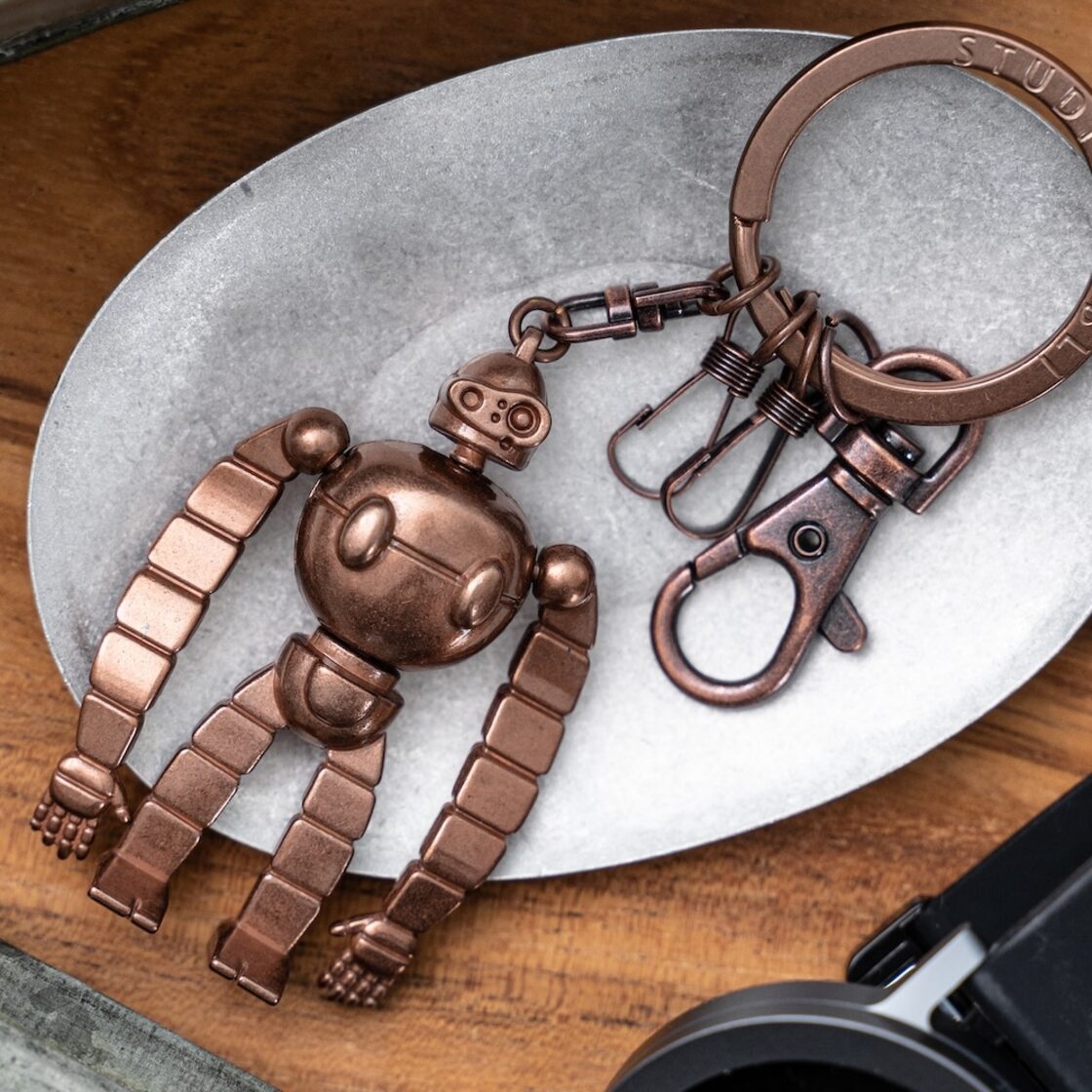 再入荷】天空の城ラピュタ メタルキーリング ロボット兵（3551） | PAY ID