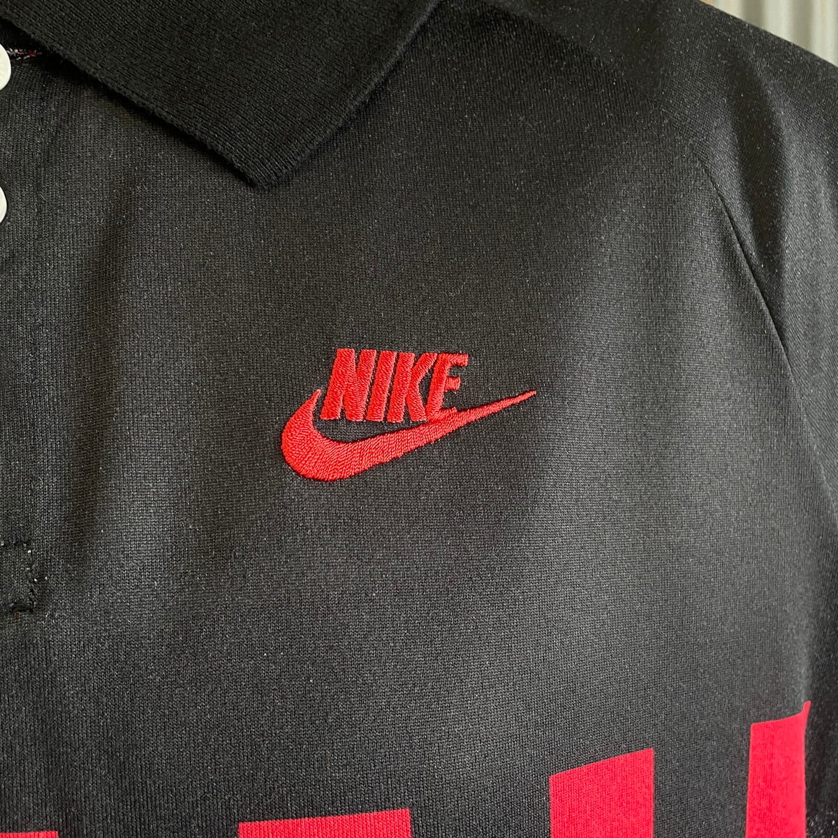 （タグ付き新品）NIKE　チャレンジコートポロ　117