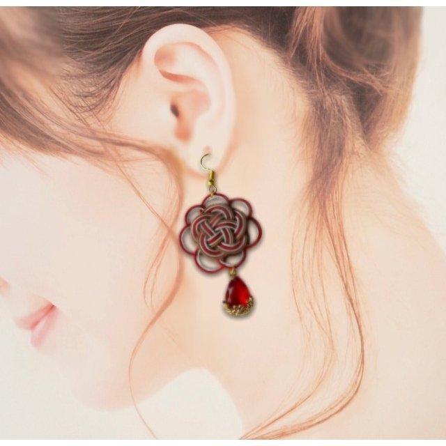 メール便可【送料無料】和風 水引・梅結び フックピアス ハンドメイド