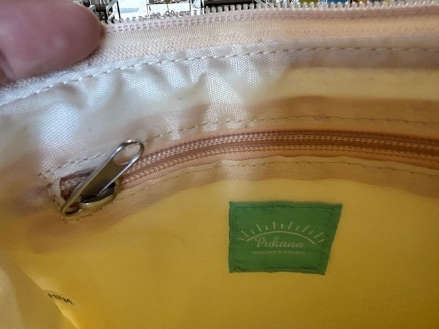 メッシュポーチ